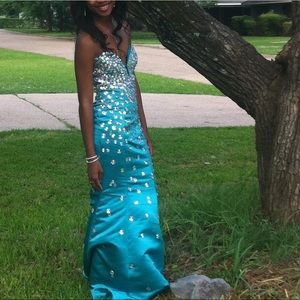 Prom dress